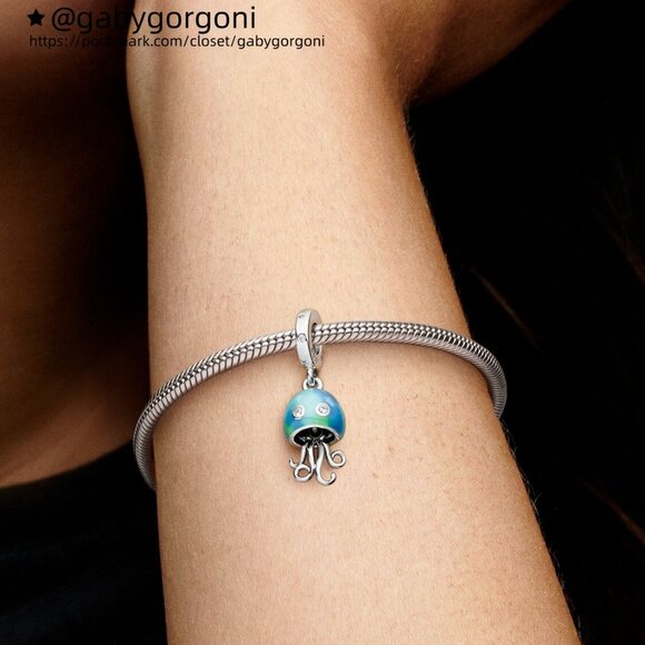 Pandora Colour-changing Jellyfish Dangle Charm - Picture 4 of 4